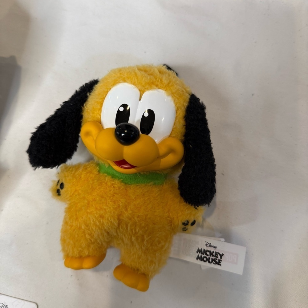 Pop Mart Disney Mickey and Friends Pluto - Picture 6 of 15